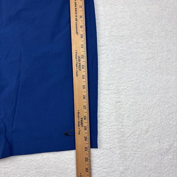 OAKLEY Honors Performance Mens Shorts Size 34 Blue Stretch Golf Lightweight EUC - Picture 7 of 10